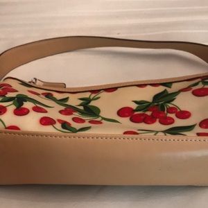 XOXO Bags - Xoxo Cherry Purse XOXO Bags - Xoxo Cherry Purse